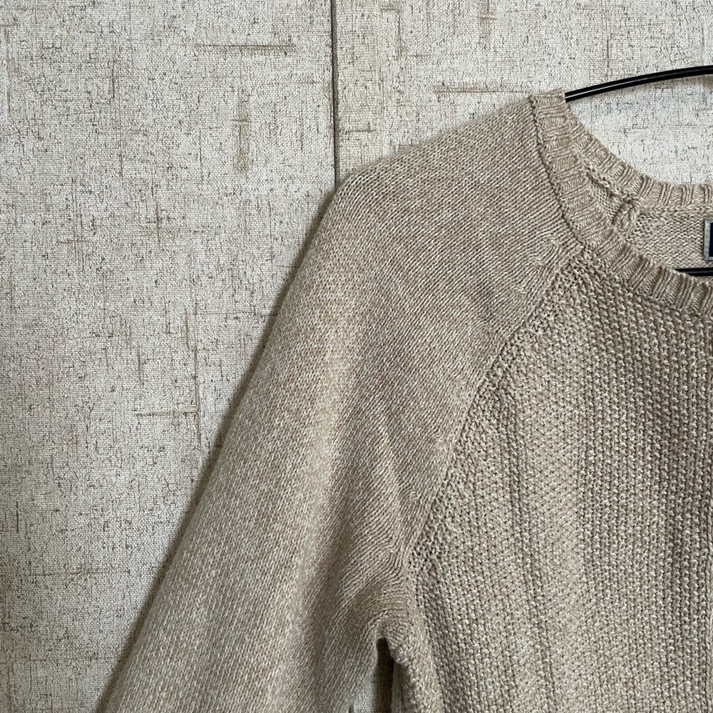 Sweater - Picture 3 of 5